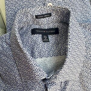 Tommy Hilfiger Button Down